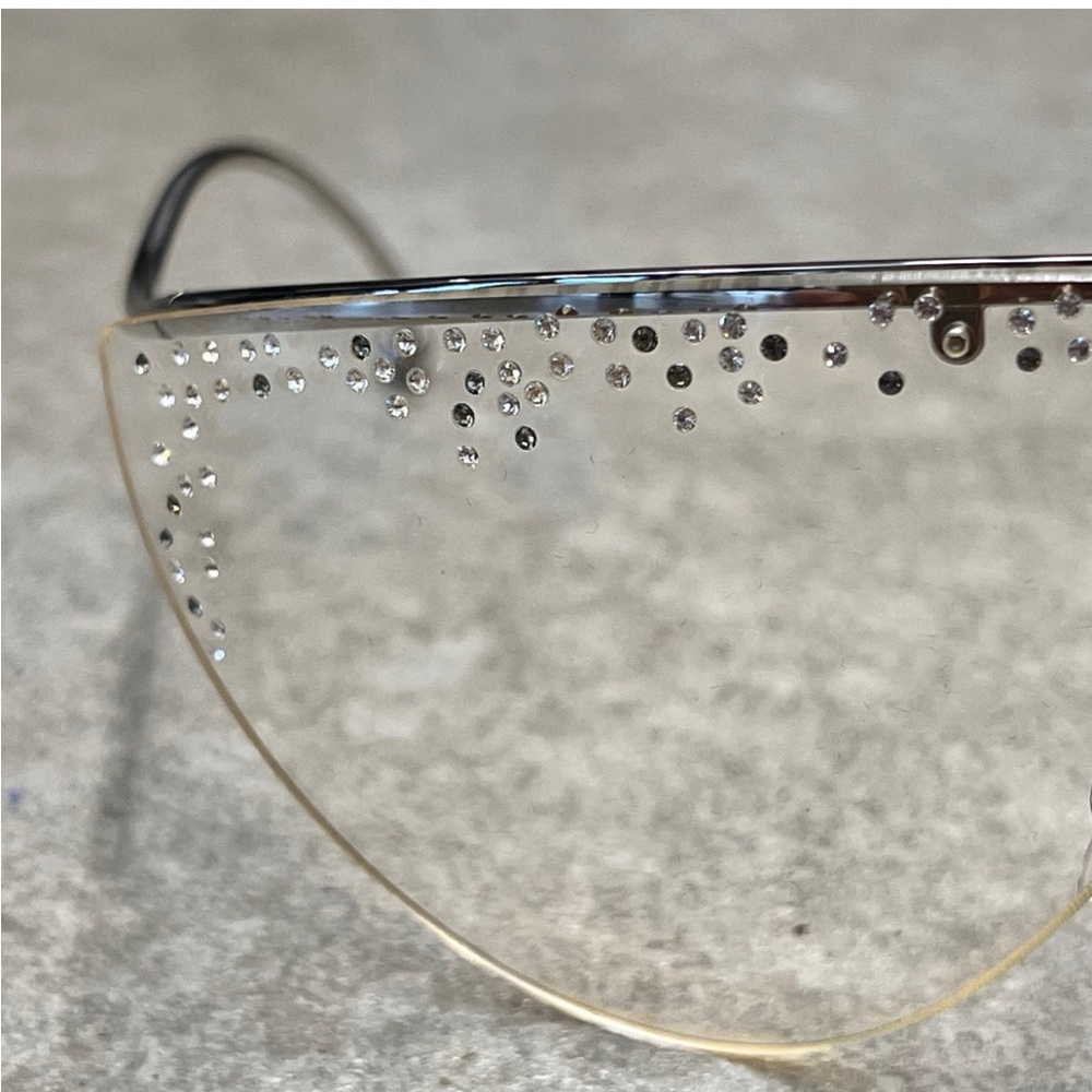 Authentic Givenchy Shield Crystal Glasses - Picture 5 of 5